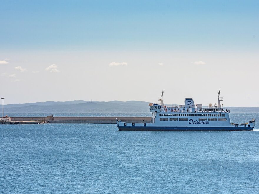 Guida partenze e orari traghetti Sardegna
